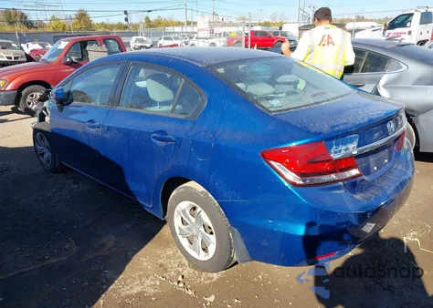 2015 Honda Civic Lx z USA, uszkodzony, nr VIN 19XFB2F55FE067907